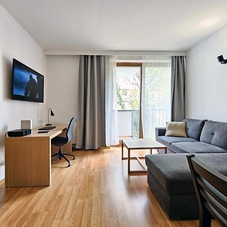 Old Town Plaza Apartment Красков Екстериор снимка