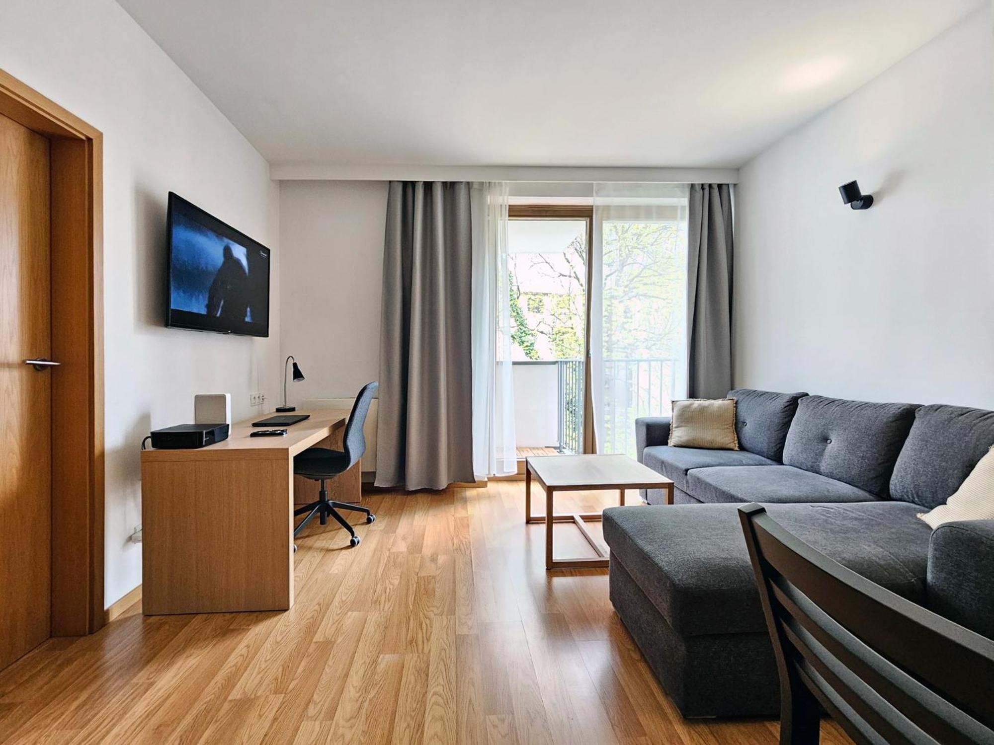 Old Town Plaza Apartment Красков Екстериор снимка